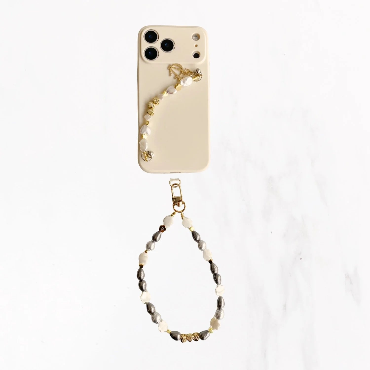 iPhone 17 Series Charm Handle Grip Case - Opaline White