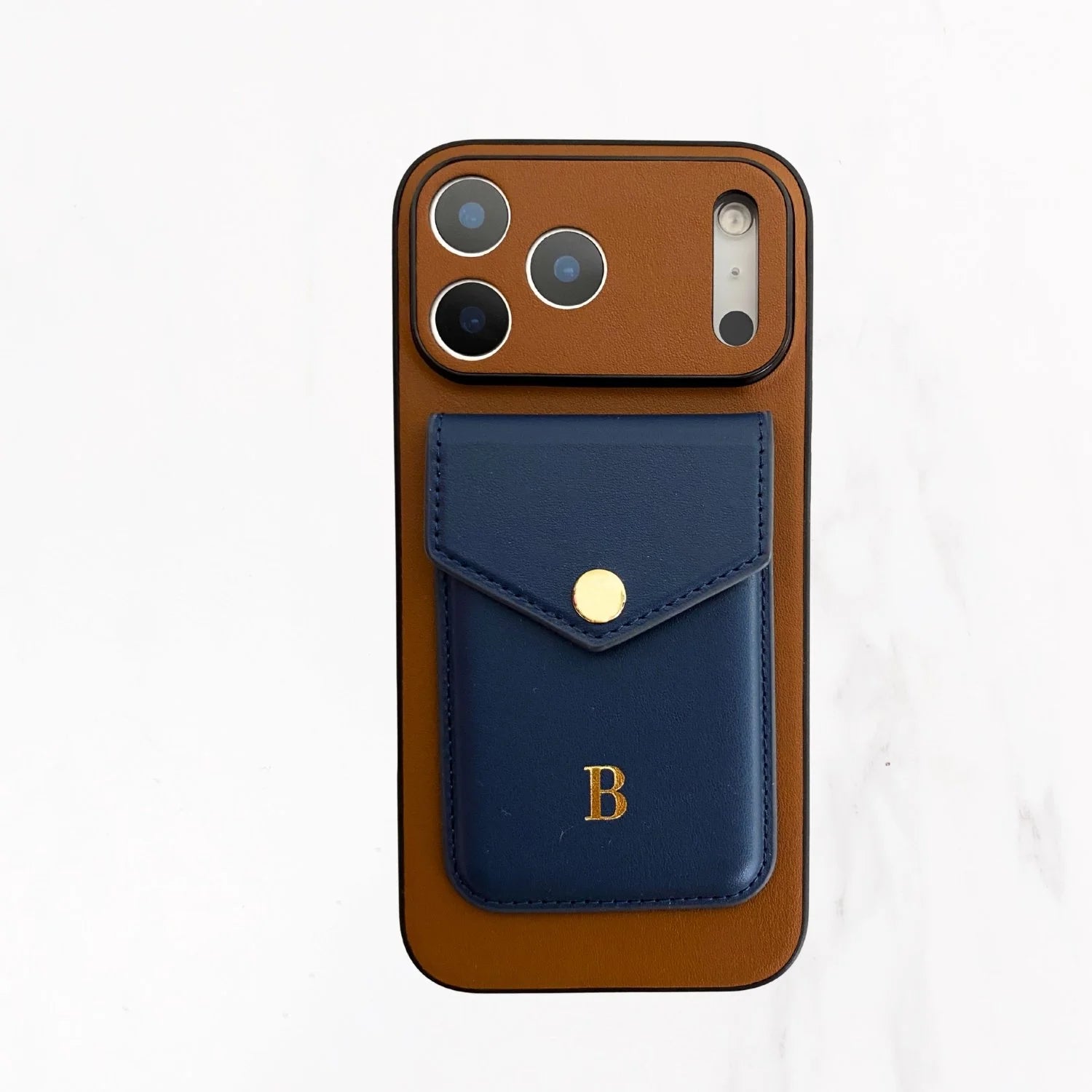 iPhone 17 Series Artist Hard Shell Case with MagSafe - Forest Brown