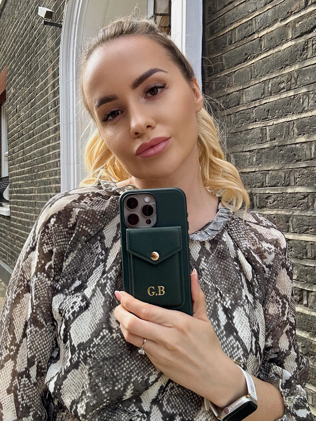 iPhone 16 Series Couture Case with MagSafe - Dark Green